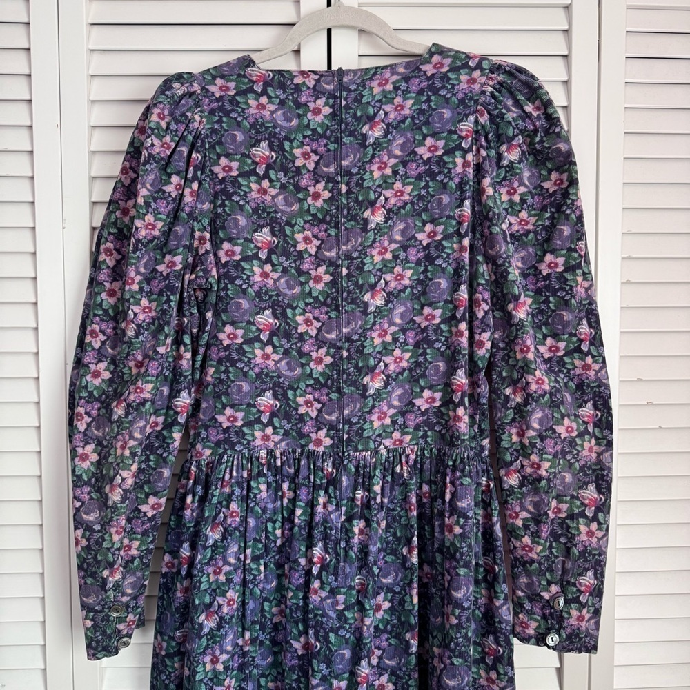 Laura Ashley Vintage Corduroy Puff Sleeve Floral Dress Cottagecore Purple 10 - Picture 6 of 11